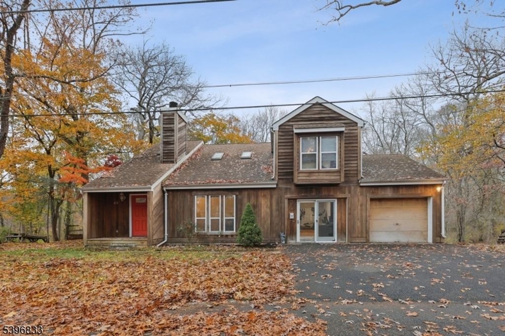 49 Morton Ave, Monroe Twp., NJ 08831