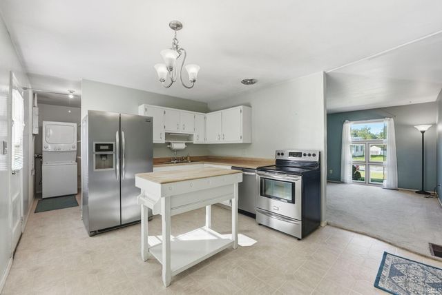 1527 Edenton Drive, Fort Wayne, IN 46804