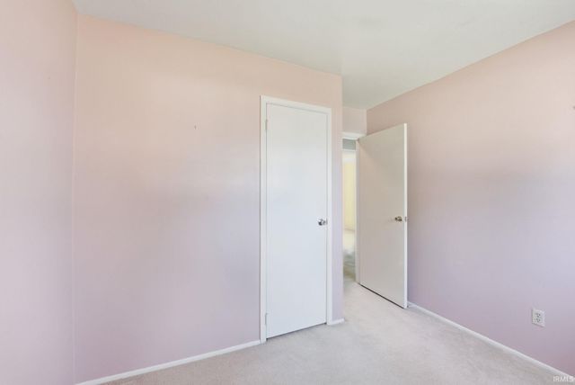 1527 Edenton Drive, Fort Wayne, IN 46804