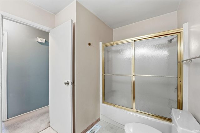 1527 Edenton Drive, Fort Wayne, IN 46804