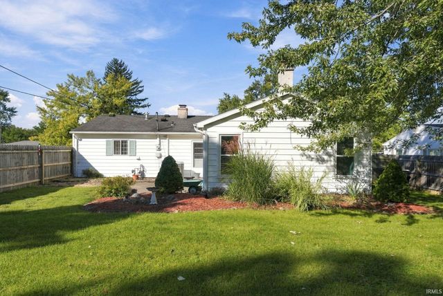 1527 Edenton Drive, Fort Wayne, IN 46804