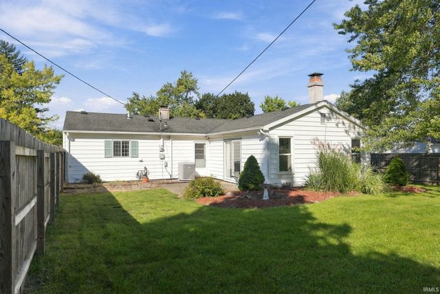 1527 Edenton Drive, Fort Wayne, IN 46804