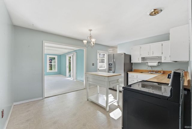 1527 Edenton Drive, Fort Wayne, IN 46804