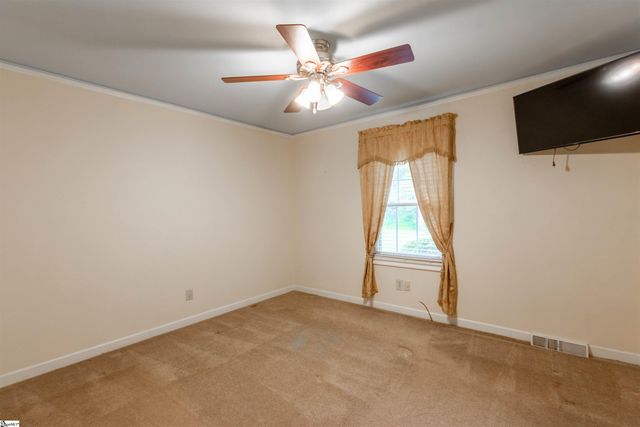 7 Coventry Road, Greenville, SC 29615