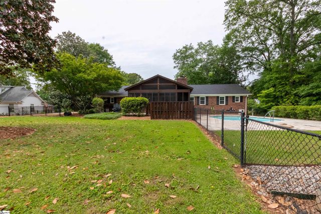 7 Coventry Road, Greenville, SC 29615