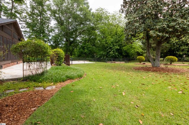 7 Coventry Road, Greenville, SC 29615