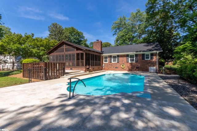 7 Coventry Road, Greenville, SC 29615