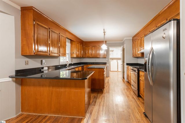 7 Coventry Road, Greenville, SC 29615