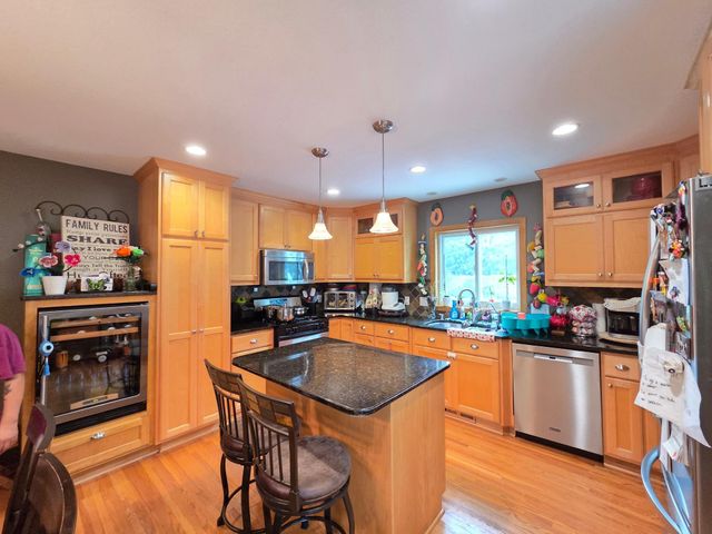 8011 1st Avenue S, Bloomington, MN 55420