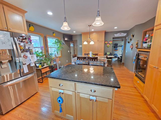 8011 1st Avenue S, Bloomington, MN 55420