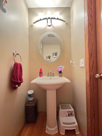 8011 1st Avenue S, Bloomington, MN 55420