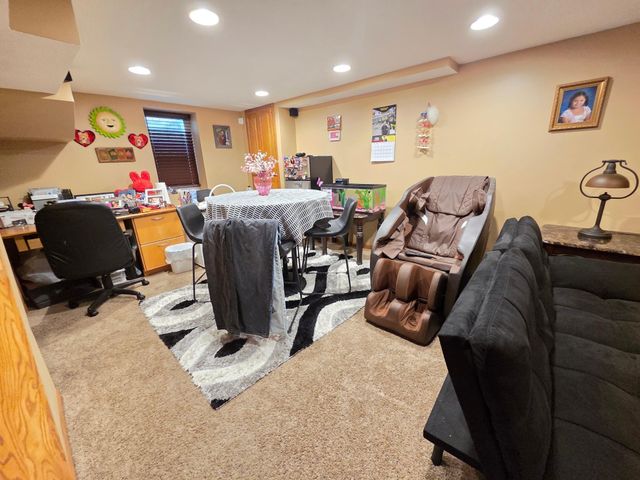 8011 1st Avenue S, Bloomington, MN 55420