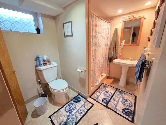 8011 1st Avenue S, Bloomington, MN 55420