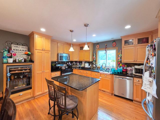 8011 1st Avenue S, Bloomington, MN 55420