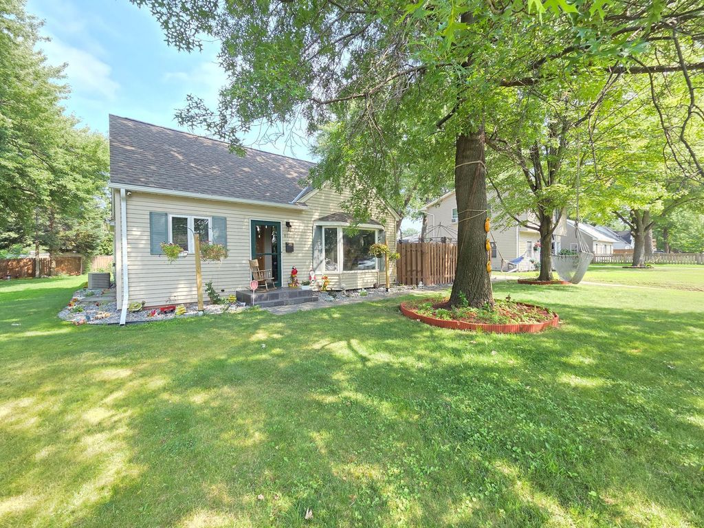 8011 1st Avenue S, Bloomington, MN 55420 — photo 2