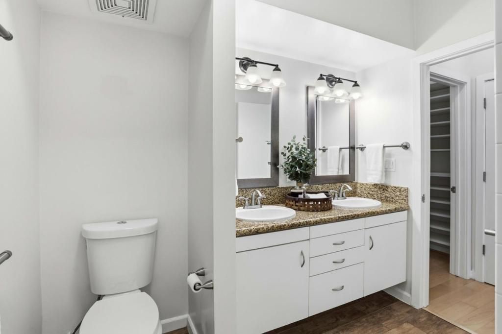 Image 22 of property listing at 333 Santana Row 308, San Jose, CA 95128