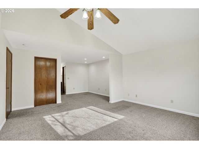 1346 Se 29TH Ct, Hillsboro, OR 97123