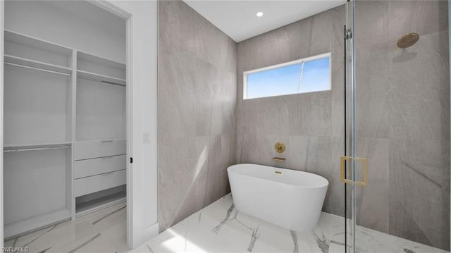 351 NE 25th ST, Cape Coral, FL 33909