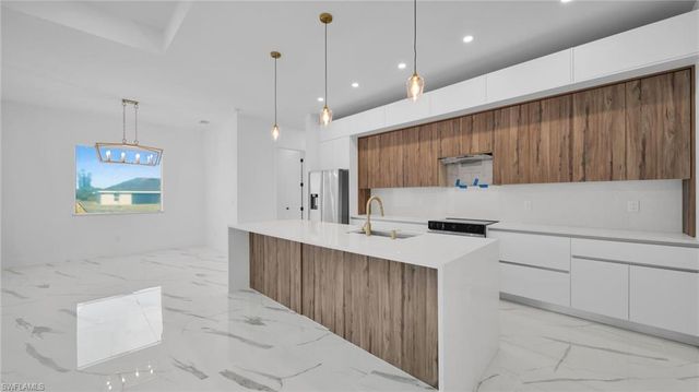 351 NE 25th ST, Cape Coral, FL 33909