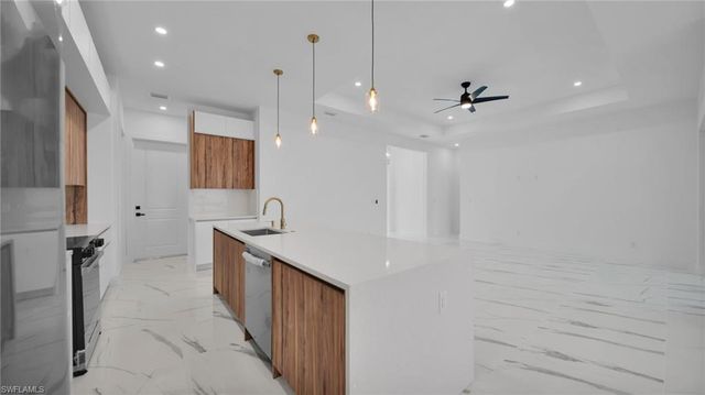 351 NE 25th ST, Cape Coral, FL 33909