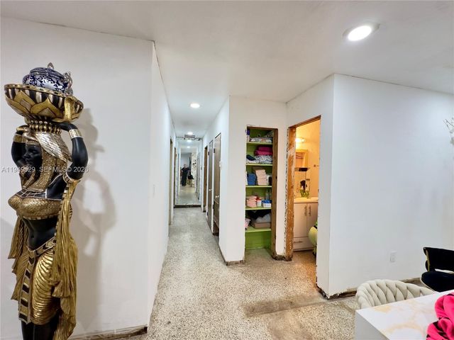 4910 NW 173rd St, Miami Gardens, FL 33055