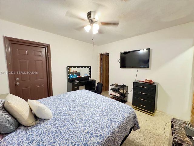 4910 NW 173rd St, Miami Gardens, FL 33055