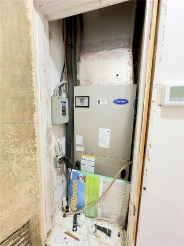 4910 NW 173rd St, Miami Gardens, FL 33055