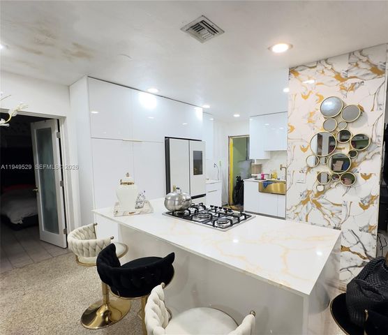 4910 NW 173rd St, Miami Gardens, FL 33055