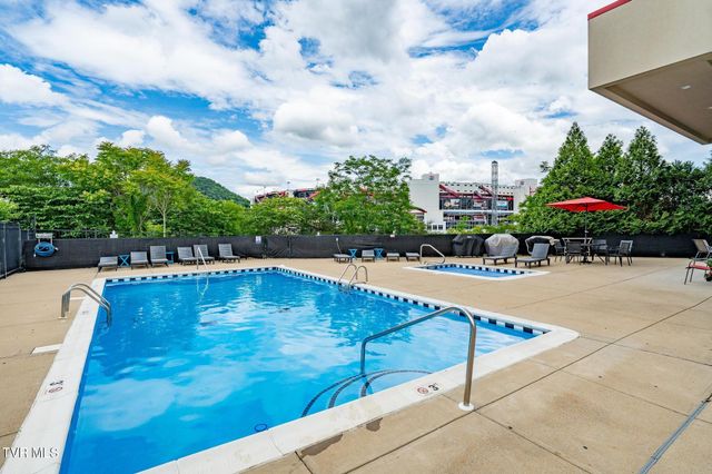 210 Raceday Center Drive 1602, Bristol, TN 37620