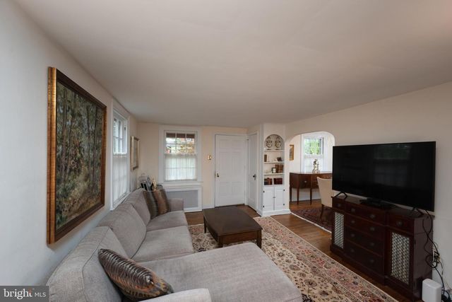 613 CRESCENT AVE, Glenside, PA 19038