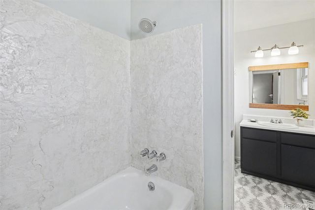 1632 S Rifle Street, Aurora, CO 80017