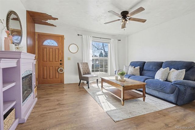 1632 S Rifle Street, Aurora, CO 80017