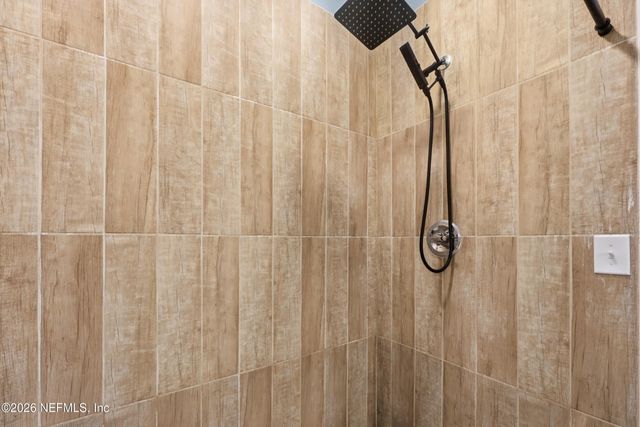 9122 1ST Avenue, Jacksonville, FL 32208