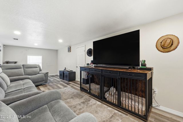 9122 1ST Avenue, Jacksonville, FL 32208