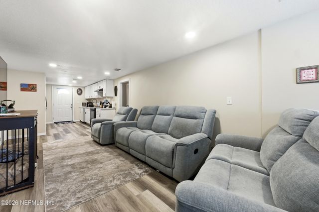 9122 1ST Avenue, Jacksonville, FL 32208