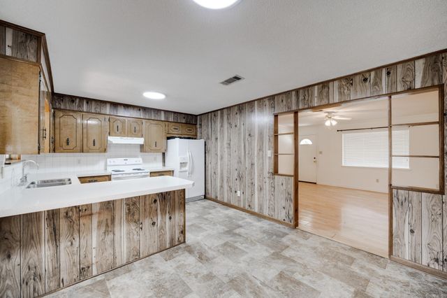 1403 Tamara Park, Jacksonville, AR 72076