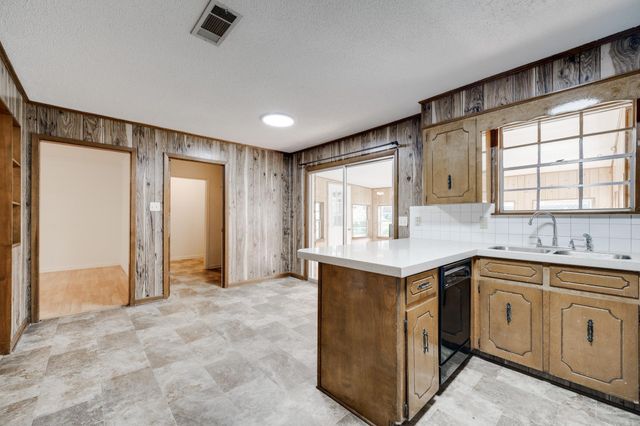 1403 Tamara Park, Jacksonville, AR 72076