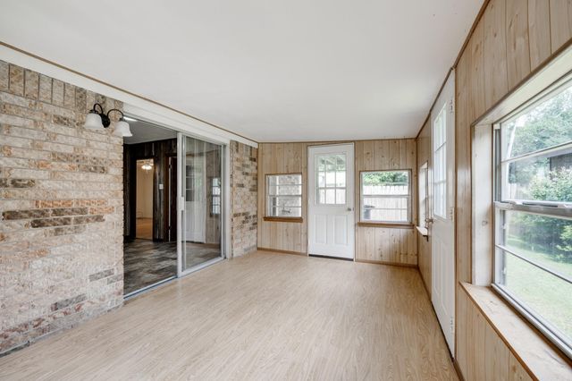 1403 Tamara Park, Jacksonville, AR 72076