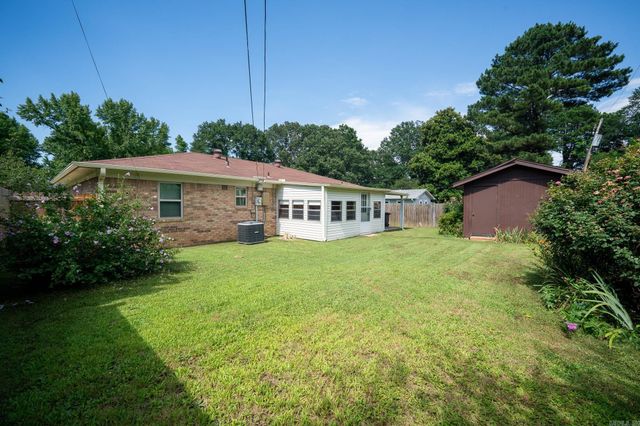 1403 Tamara Park, Jacksonville, AR 72076
