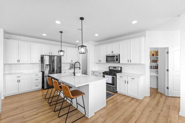 3684 Kassidy Drive, Grove City, OH 43123