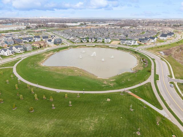 3684 Kassidy Drive, Grove City, OH 43123