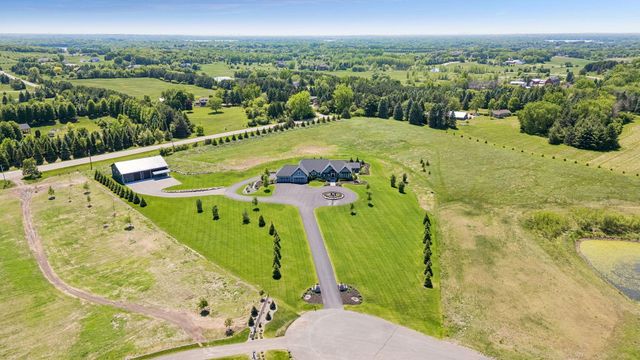 12128 Hilo Court N, Hugo, MN 55038