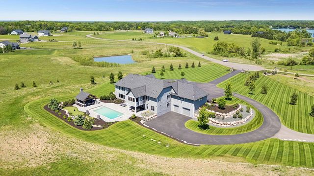 12128 Hilo Court N, Hugo, MN 55038