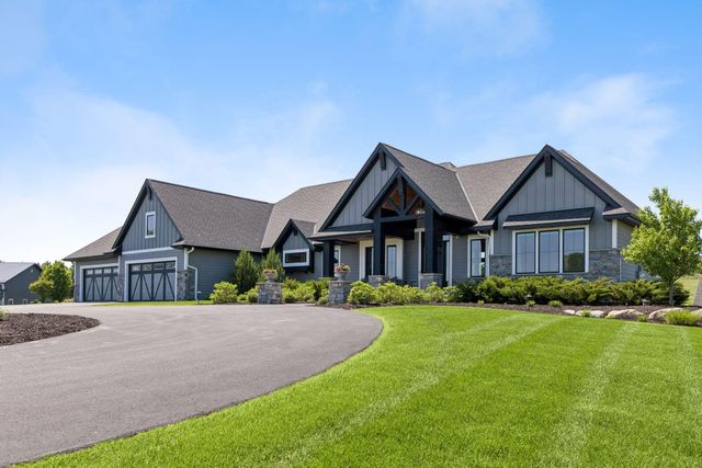 12128 Hilo Court N, Hugo, MN 55038