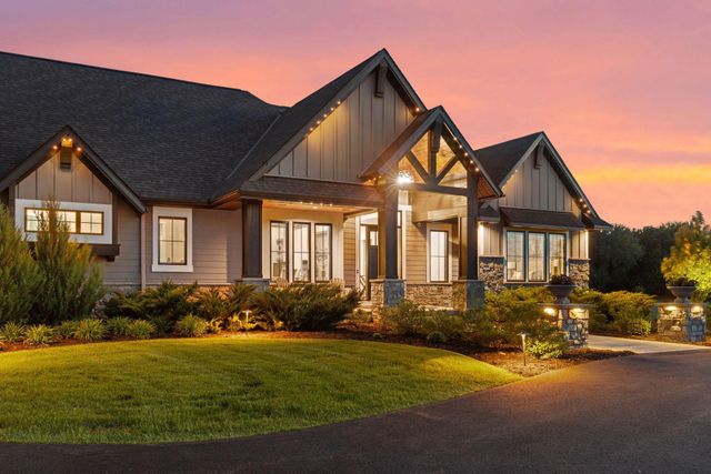 12128 Hilo Court N, Hugo, MN 55038