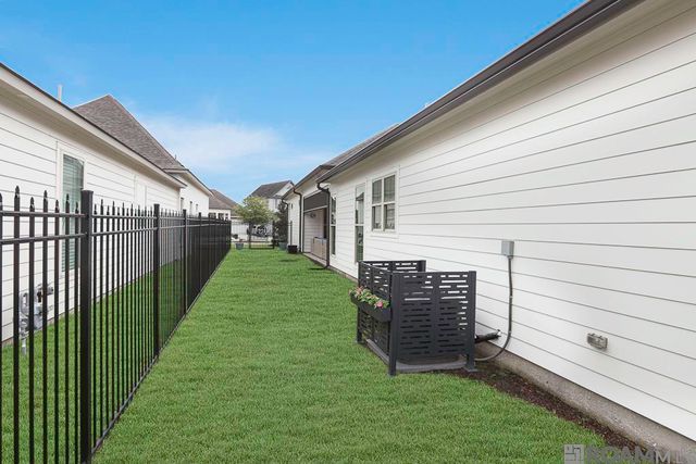 4882 Fairbanks Ave, Gonzales, LA 70737