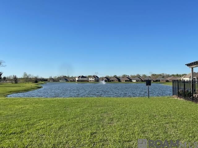 4882 Fairbanks Ave, Gonzales, LA 70737