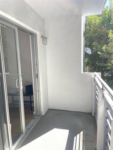 716 Michigan Ave 202, Miami Beach, FL 33139