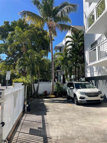 716 Michigan Ave 202, Miami Beach, FL 33139