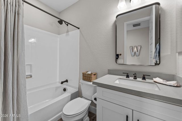 4101 DESERT MOON Drive, Wickenburg, AZ 85390